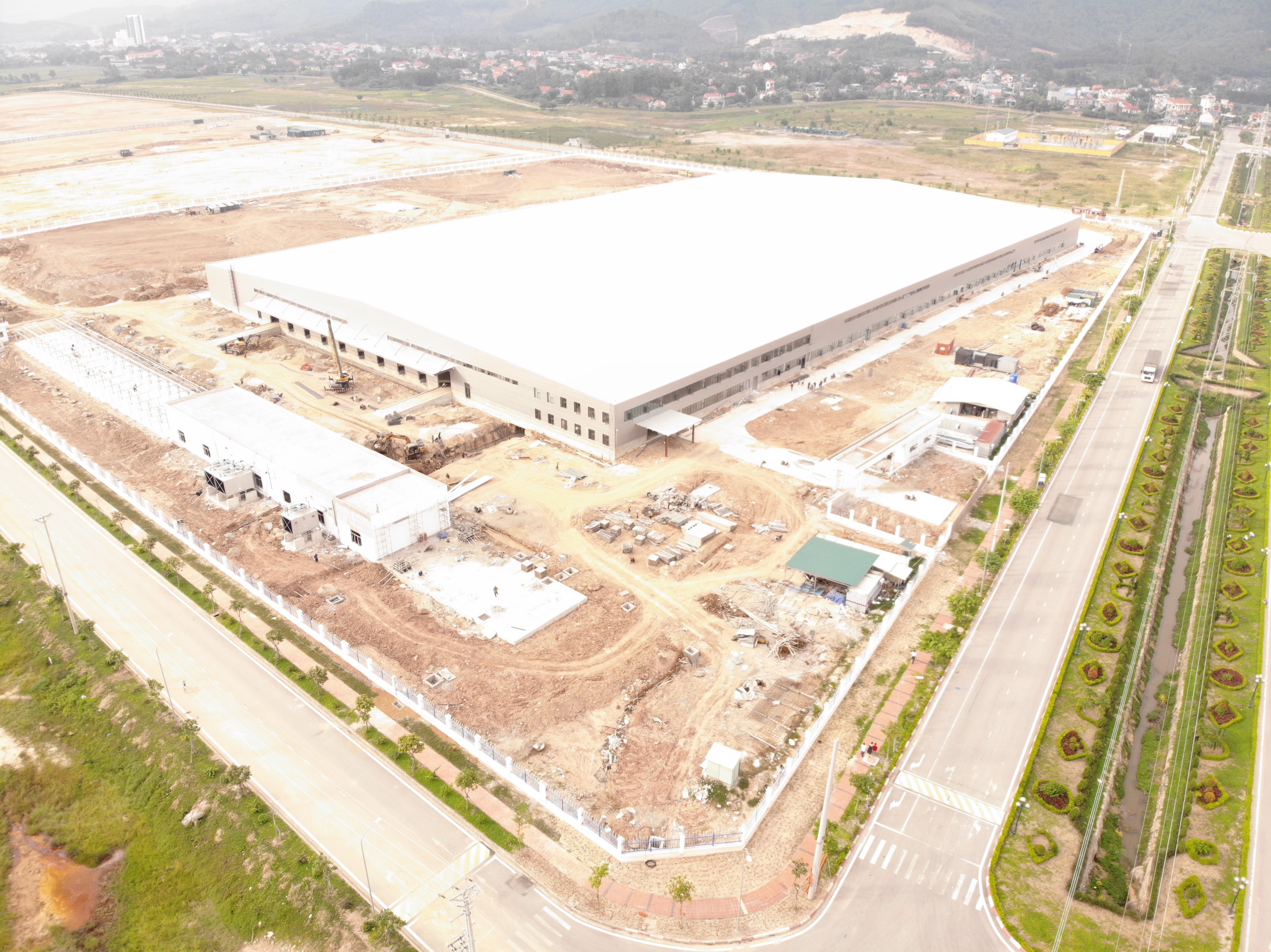 Nhà thầu ICONS hoàn thành xây dựng nhà xưởng CTTV Foxconn tại Quảng Ninh