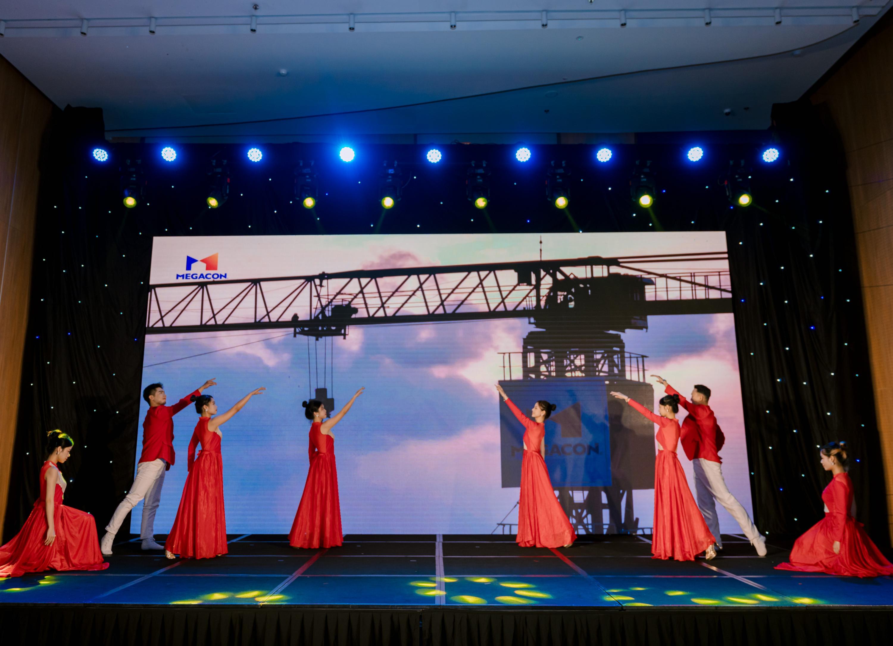 GALA KỶ NIỆM 10 NĂM MEGACON – DẤU ẤN MỘT THẬP KỶ DỰNG XÂY 