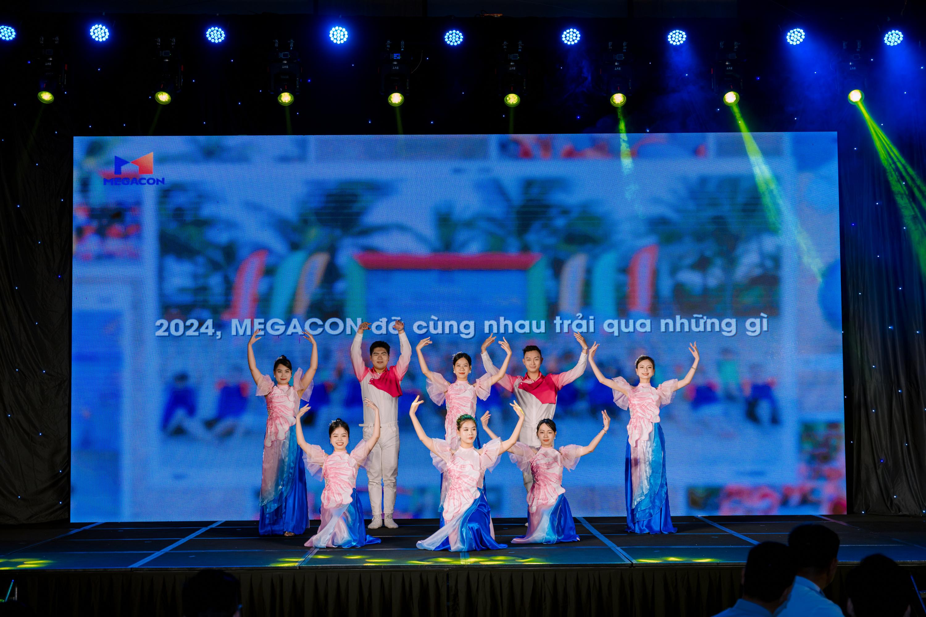 GALA KỶ NIỆM 10 NĂM MEGACON – DẤU ẤN MỘT THẬP KỶ DỰNG XÂY 