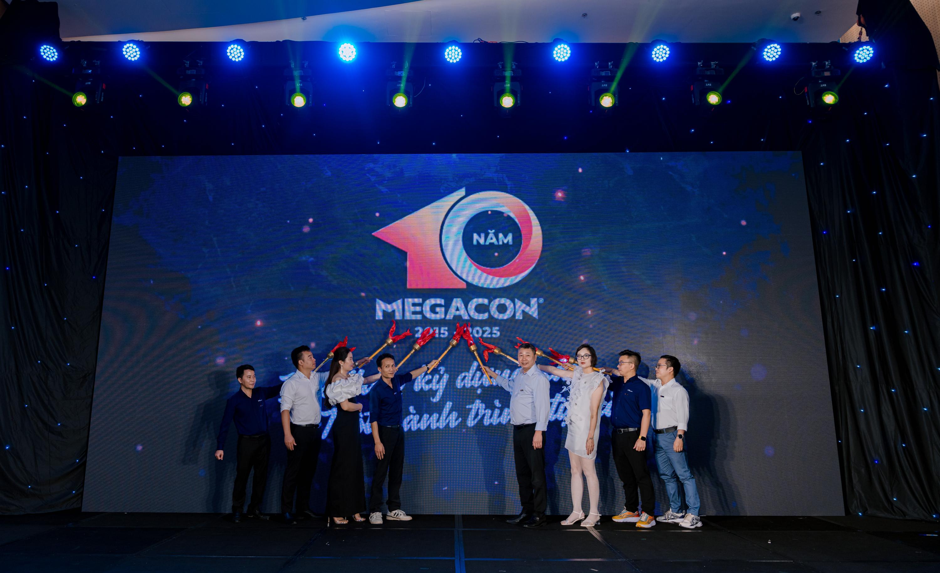 GALA KỶ NIỆM 10 NĂM MEGACON – DẤU ẤN MỘT THẬP KỶ DỰNG XÂY 